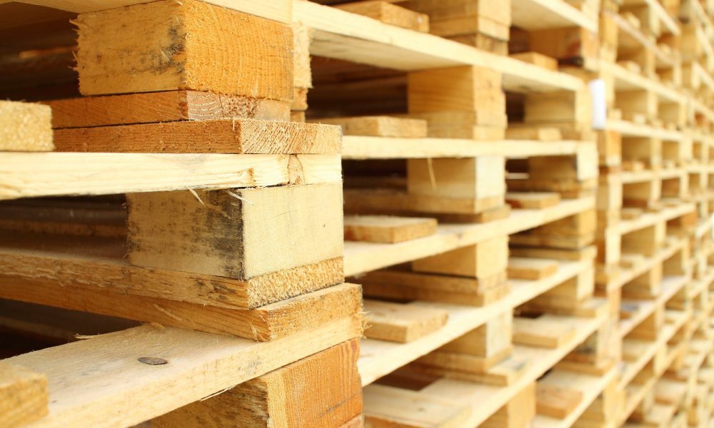 How Wooden Pallets Can Improve Your Operations