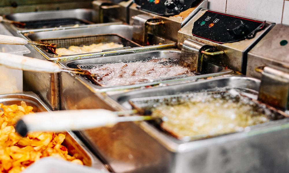 4 Problems With Grease in Commercial Kitchens