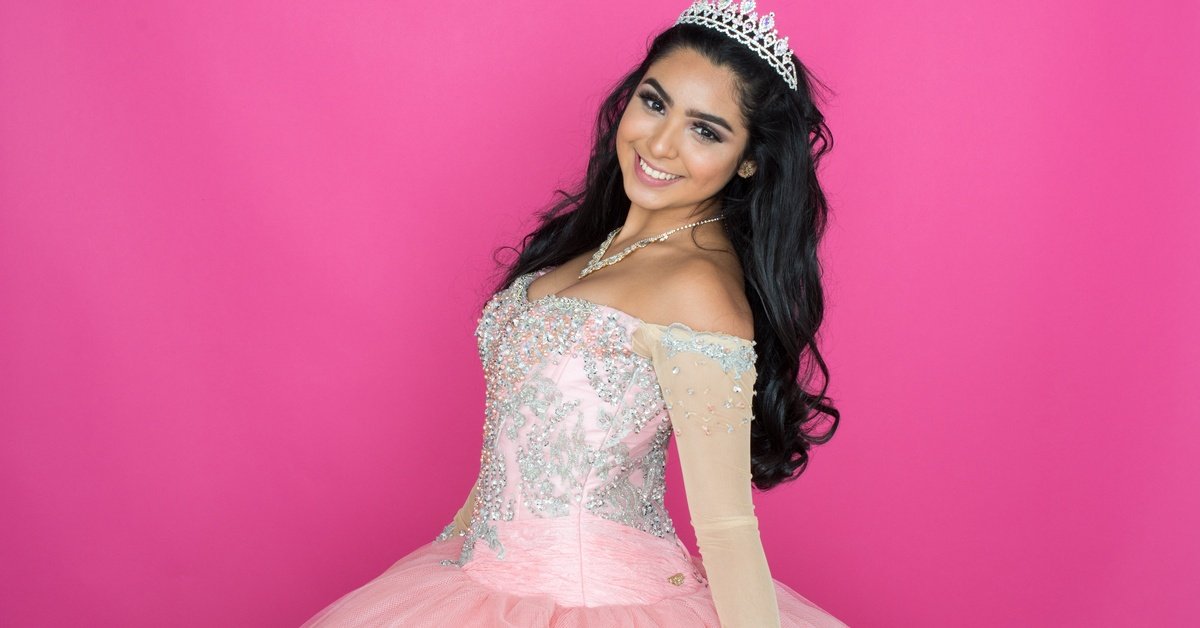 Tips for Buying a Stunning Quinceañera Dress